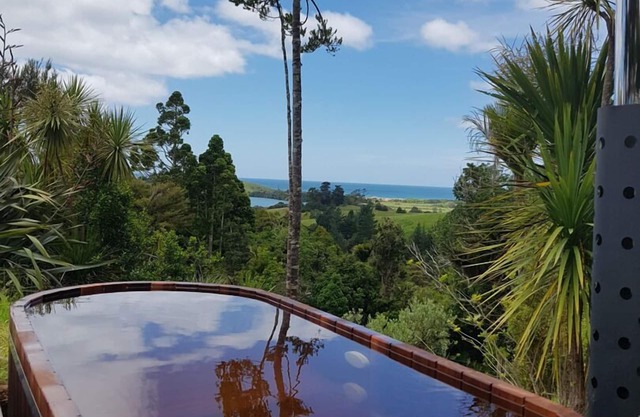 A Native Coastal New Zealand Experience