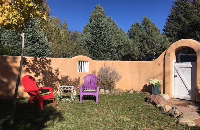 A Serene Spot in Downtown Taos!