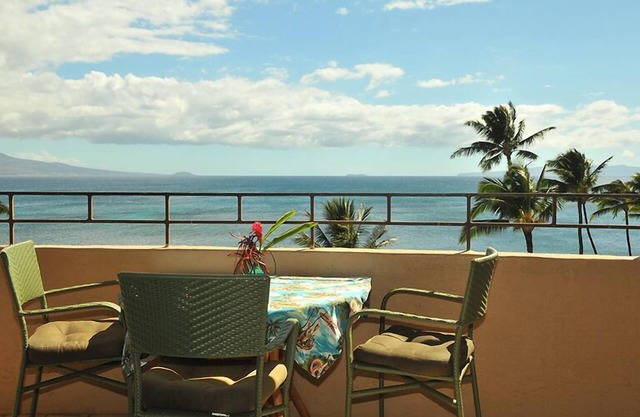 A Slice of Paradise in Oceanfront Condo (Island Sands)