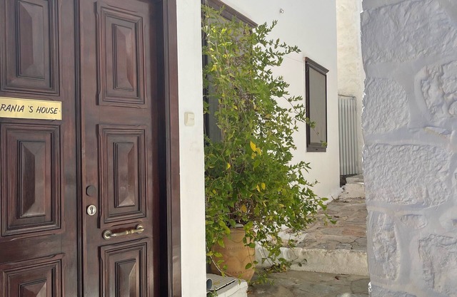 A spaceful house and very close to the port