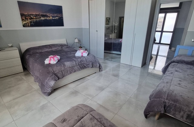 A stone's throw from the excavations and a few meters from the main means of transportation