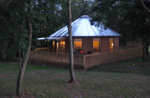 A Unique Experience! Yurt Living In A Beautiful Wooded Setting!