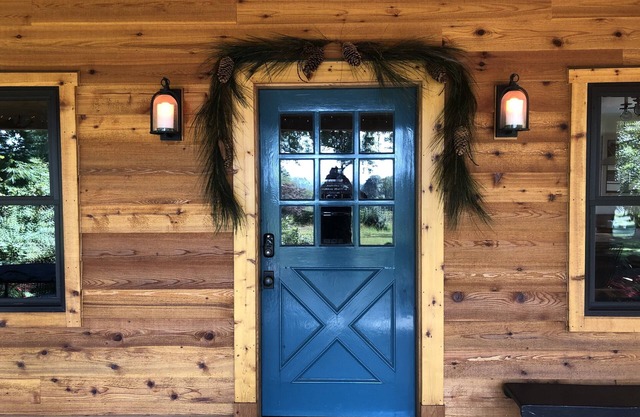 A unique mountaintop getaway overlooking Willow Croft Winery.