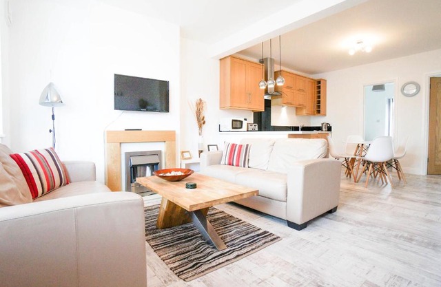 AAA Stay Garden Apartment