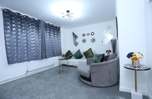 Abbeywood Station House London