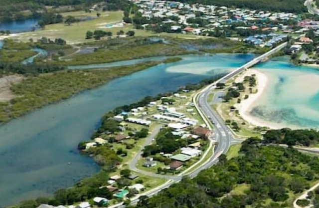 Absolute Beachfront Panoramic Ocean View