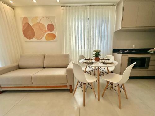 Achei Itapema Perequê em grande estilo, 2 suítes