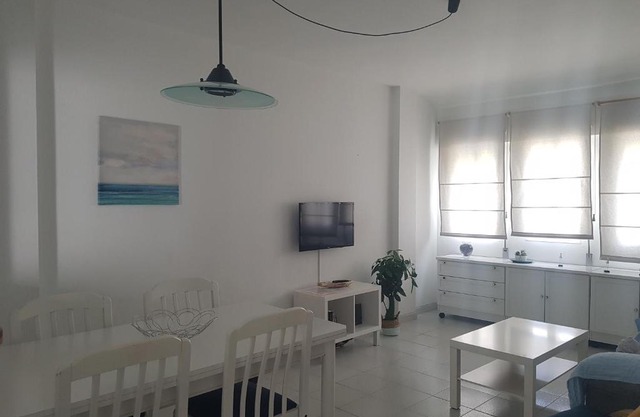 ACOGEDOR APARTAMENTO 2 HABITACIONES JUNTO A LA PLAYA