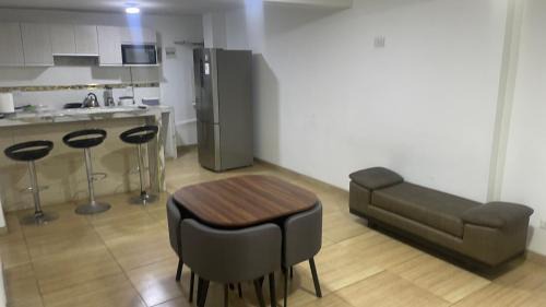 Acogedor departamento en Los Olivos 3 dormitorios