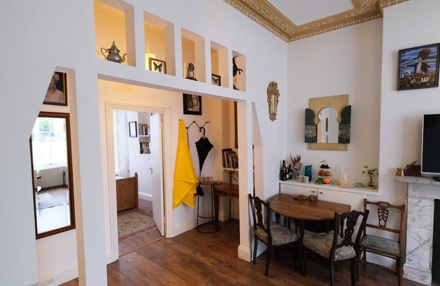Adorable Apartment in The Heart of Primrose Hill