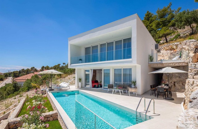 Adria View Villas Complex