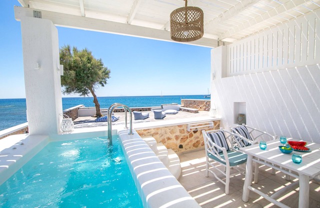Aegean Melody Suites & Villa