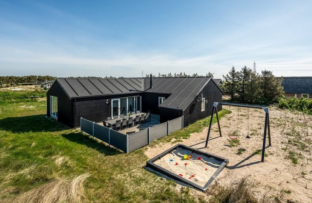 "Agnes" - 900m from the sea by Interhome