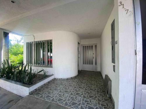 Agradable habitación cama doble