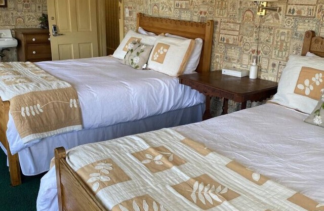 AH #36 · AH #36 Full x 2 w/Shower/Fridge/Micro