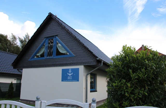 Ahoi Ferienhaus Wiek - 300 m from the port of Wiek