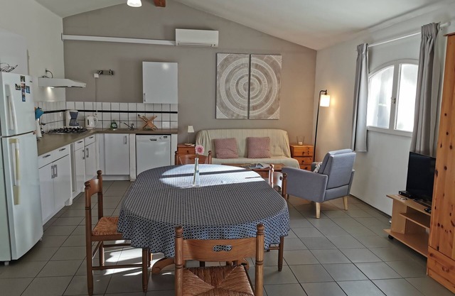 Air-conditioned gîte 50m², classified 3* heated swimming pool, tennis 1-4 people Les Arcs