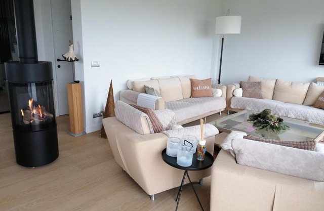 Akkerland - incl infra-red sauna - excl option hot swimspa from Spring-Halloween -1 bedroom 1-3 pers - 2 bedrooms 4-6 pers
