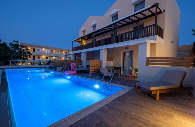 Akron Seascape Resort