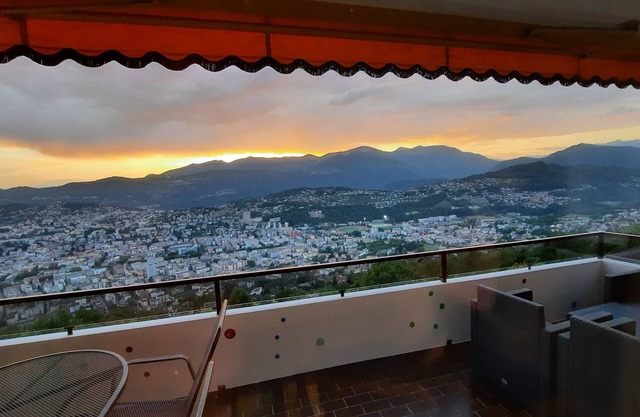 Al Bosco 71A: comfortable, sunny and quiet, 2½ rooms apartment, pool & sauna