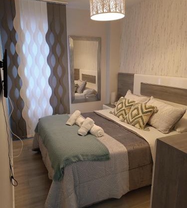 ¡Al lado de la Clínica Oftalmológica Vega!