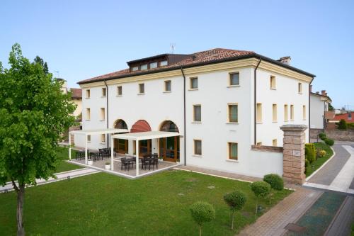 Albergo Antica Corte Marchesini