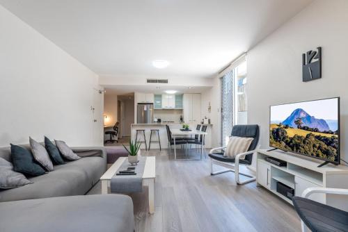 Albion Stay Spacious Patio, Pool & Near Transport