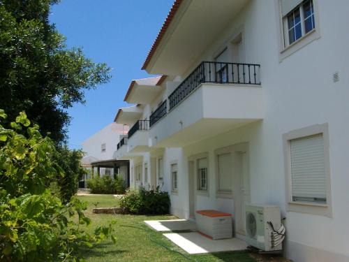 Albufeira 2 bedroom apartment 5 min from Falesia beach and close to center B