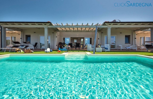 Alghero Spectacular Villa Carrabufas sea view near the centre