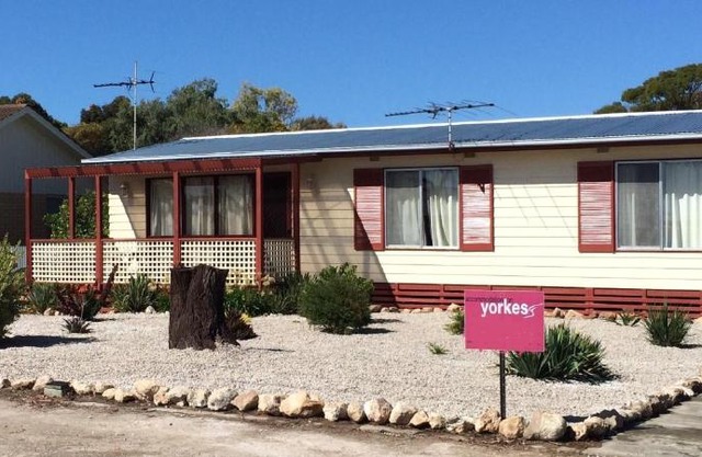 All Decked Out in Edithburgh