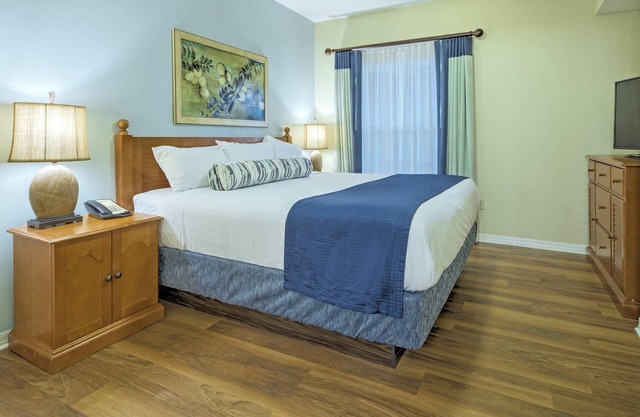 All Suite Resort near Old Town Amusement Park and Disney World
