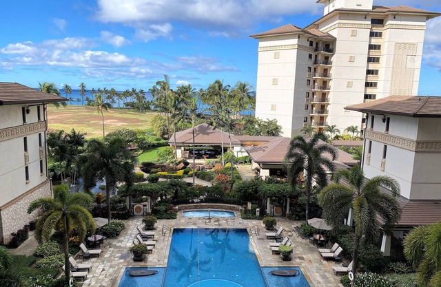 Alluring and Elegant Ocean View Luxurious Beach Villa in Ko Olina