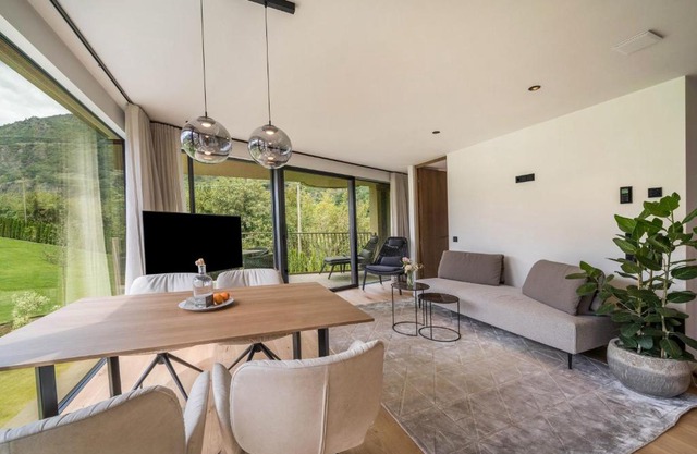 Amaril adults only Loft 206