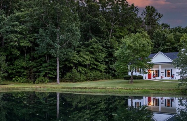 Amazing 2BR/2BA Farmhouse on 4 acres with a large pond. 4 beds total