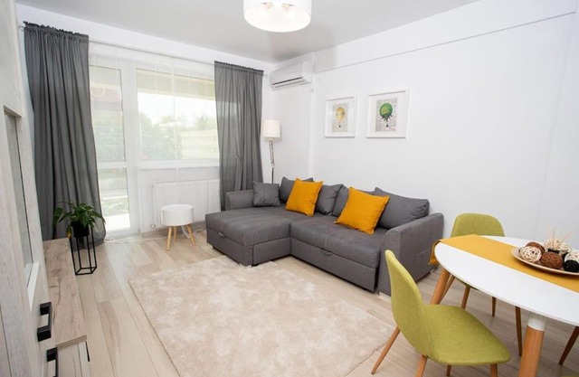 Amazing Apartament with Garden Bucharest Airport Self check-in!