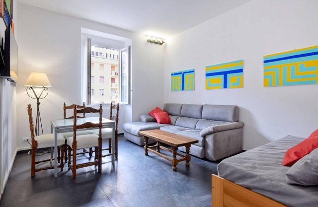Amazing apartment in Genova with WiFi