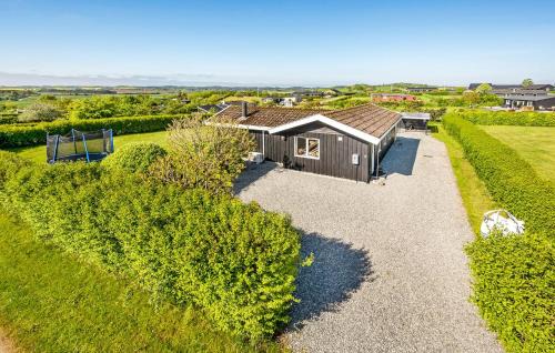 Amazing Home In Ebeltoft With Wifi
