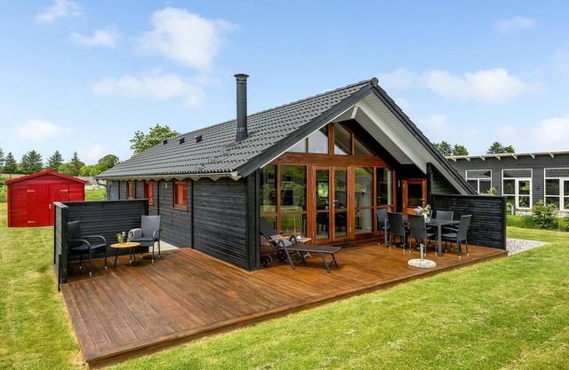 Amazing home in Haderslev with kitchen