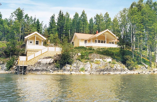 Amazing home in Segmon with sauna