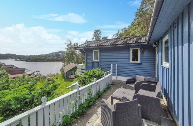 Amazing home in Sveio