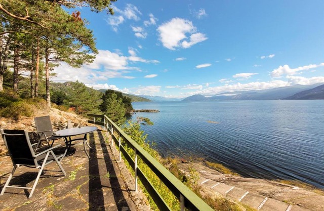 Amazing Home In Tørvikbygd With Wifi