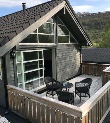 Amazing home in the heart of Nordfjordeid