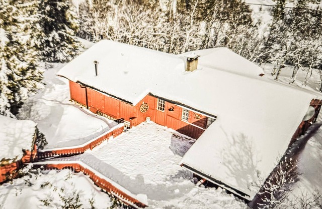 Amazing home in Tuddal with sauna