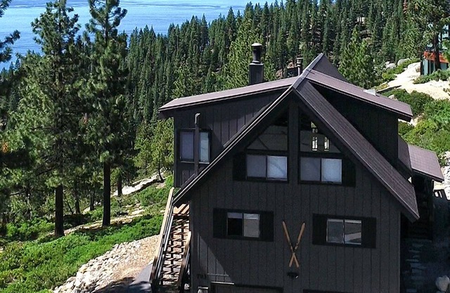 Amazing Lake Tahoe Views! In Incline Village, NV, Game Room for Family Fun!