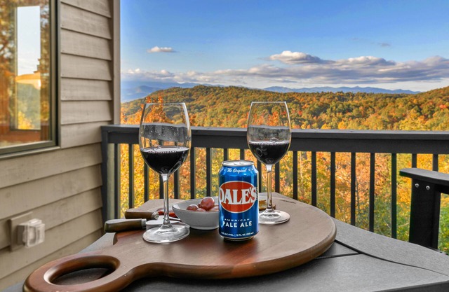 Amazing Mountain Views Hot Tub Dog Friendly