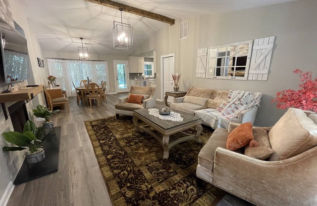 Amazing renovated family home for a perfect stay!🥰