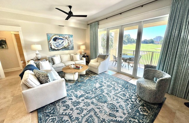 Amazing views, near the beach, Golf Cart Included 5353PR