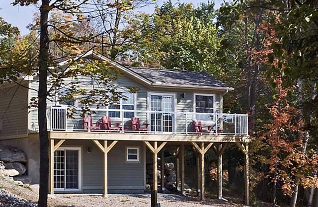 Amazing Views! The Muskokan Cottage at Blue Water Acres