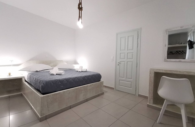 Amorgos Meltemi Apartment Room 1