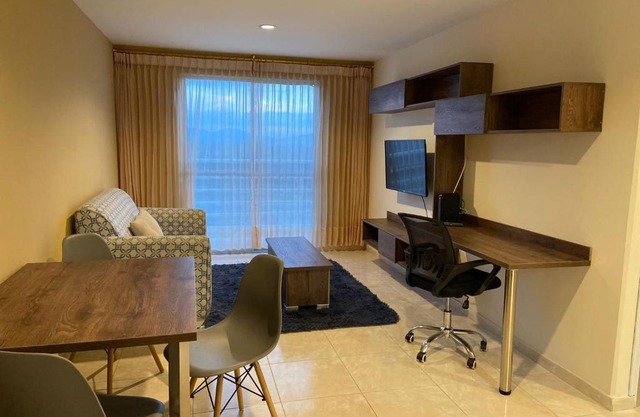 Amplio apartamento, comodo y cerca a todo zona segura de la ciudad